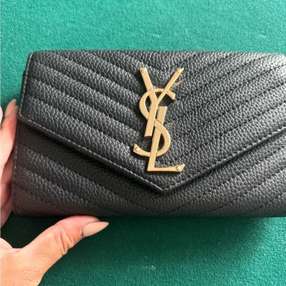 deeezigner inspired clutch